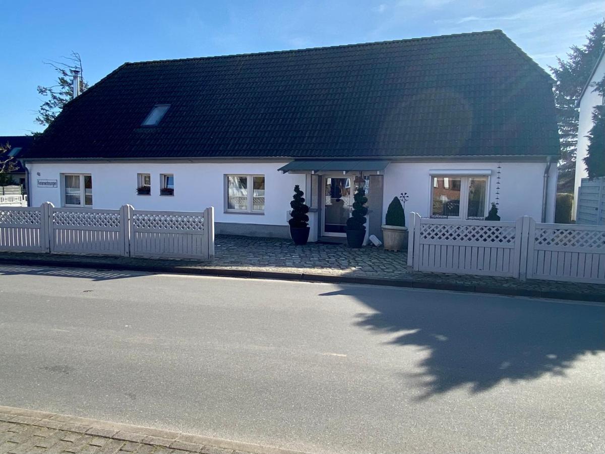 Apartamento Haus Stoertebeker Börgerende-Rethwisch Exterior foto